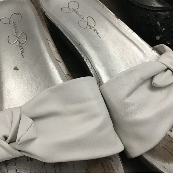 Bundle of Shoes - Picture 3 of 7